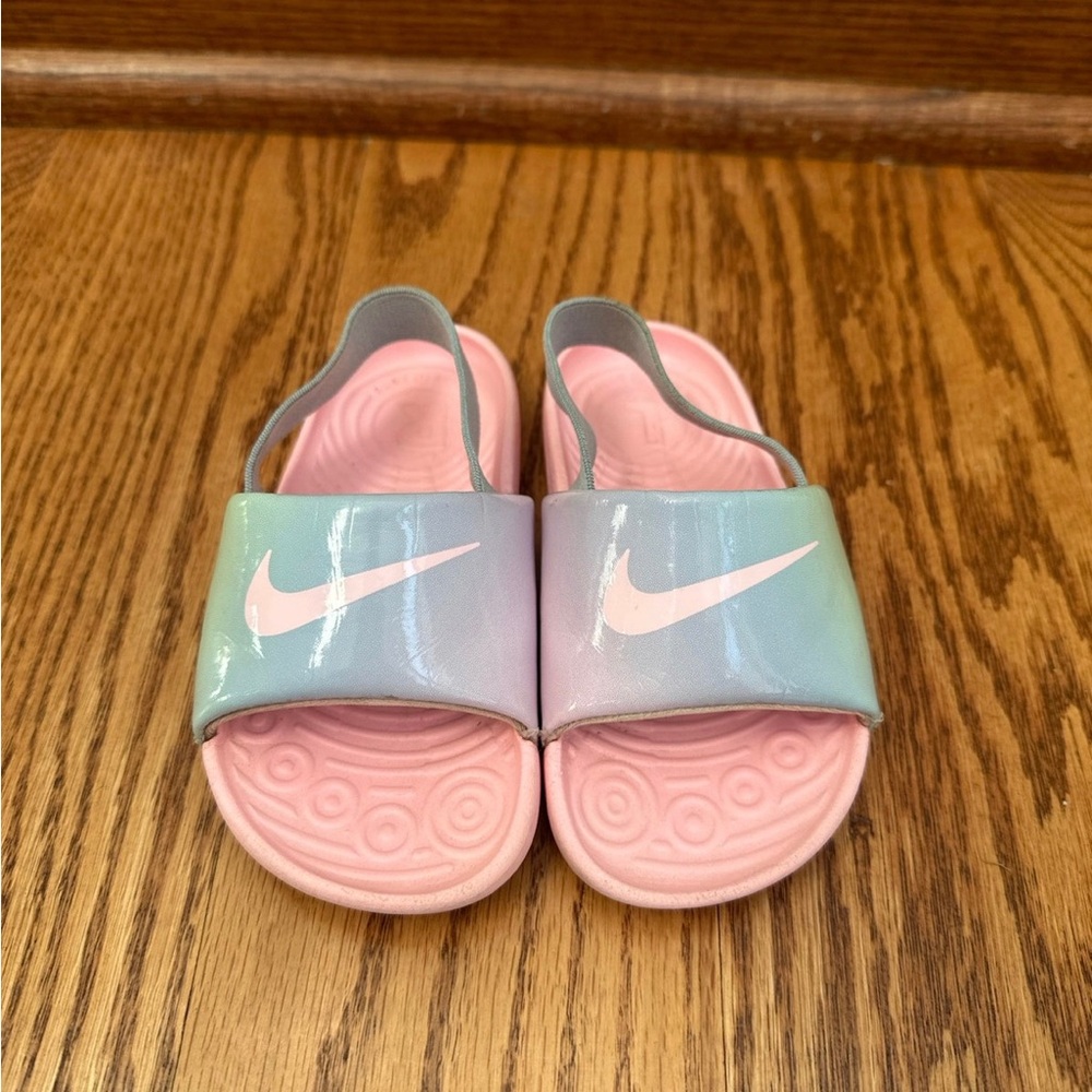 Nike Kids Sandals in Pink and Light Blue